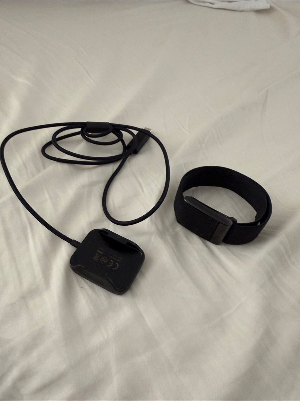Black Men's Fitness Tracker Wristband with Charging Dock